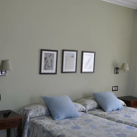 Casa Gloria ホームステイ Noreña